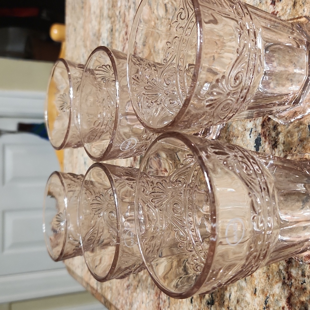 Elegant Brown Glass Tumbler Set
